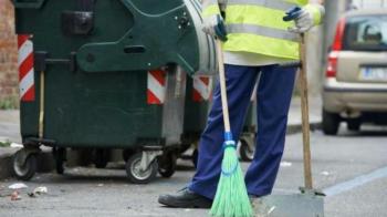 Προσλήψεις 12 εποχικών υπαλλήλων, με δίμηνες συμβάσεις, στο τμήμα καθαριότητας του Δήμου Νάουσας