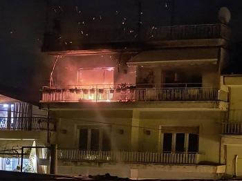 Πυρκαγιά σε διαμέρισμα επί της Δραγούμη στη Νάουσα