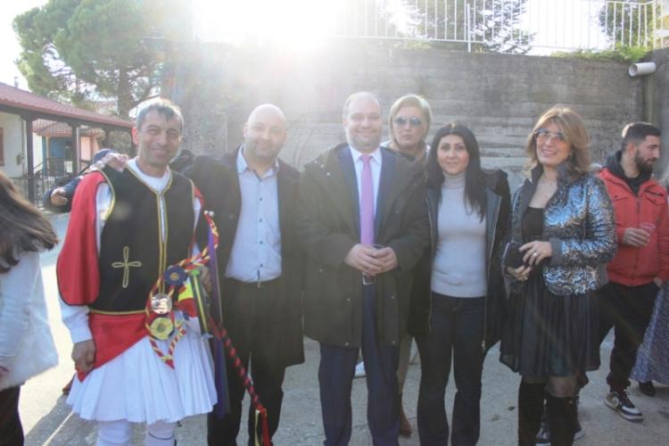 Σε εκδηλώσεις την ημέρα της πρωτοχρονιάς ο δήμαρχος του δήμου Ηρωικής Πόλεως Νάουσας Νίκος Κουτσογιάννης