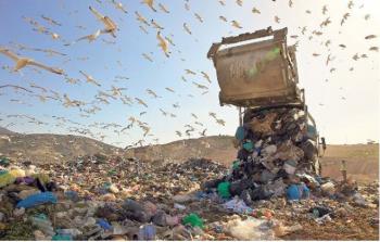 Ακριβά πληρώνει η Ελλάδα τις παράνομες χωματερές και τα επικίνδυνα βιομηχανικά απόβλητα