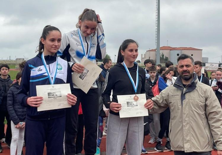 Εντυπωσίασαν με 16 πρωτιές και 28 συνολικά μετάλλια οι μαθητές - αθλητές του ΟΚΑ Βικέλα Βέροιας στους μαθητικούς αγώνες στίβου του νομού Ημαθίας