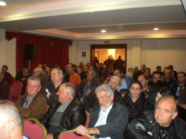 Ραντεβού στη Θεσσαλονίκη έδωσαν οι ροδακινοπαραγωγοί την Τετάρτη για να τα πουν στον Τσίπρα