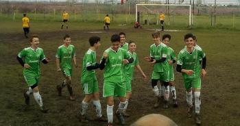 «Με το δεξί» ξεκίνησε η παιδική ομάδα του Αγροτικού Αστέρα στην 1η αγωνιστική των playoff του παιδικού πρωταθλήματος ΕΠΣ Ημαθίας