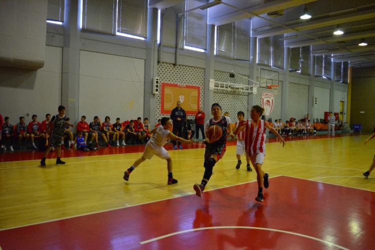 Το αθλητικό κολέγιο μπάσκετ του Φιλίππου Βέροιας επισκέφθηκε την Αθήνα