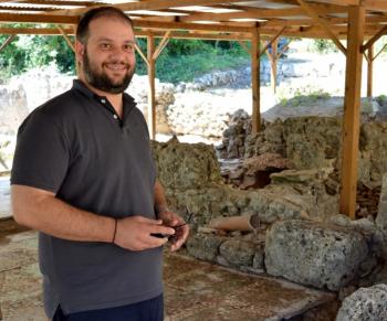 Ν.Κουτσογιάννης : «420.000 ευρώ, μέσω crowdfunfing, για τις ανασκαφικές εργασίες στο Γυμνάσιο του Αριστοτέλη στη Μίεζα»