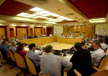 ΠΕΔ-ΚΜ : Συνεδρίαση του Δ.Σ. της ΚΕΔΕ ενόψει της αυτοδιοικητικής συνάντησης για το ονοματολογικό ζήτημα των Σκοπίων