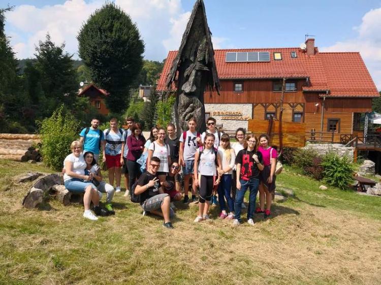 Επέστρεψαν τα παιδιά της 12μελούς αποστολής του Δήμου Νάουσας από το αδελφοποιημένο Ζγκορζέλετς της Πολωνίας